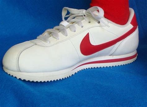 older style nike shoes